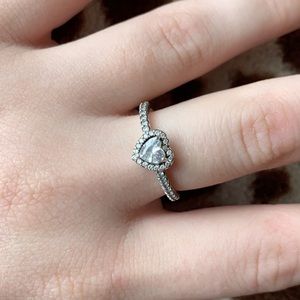 Pandora Elevated Heart Ring